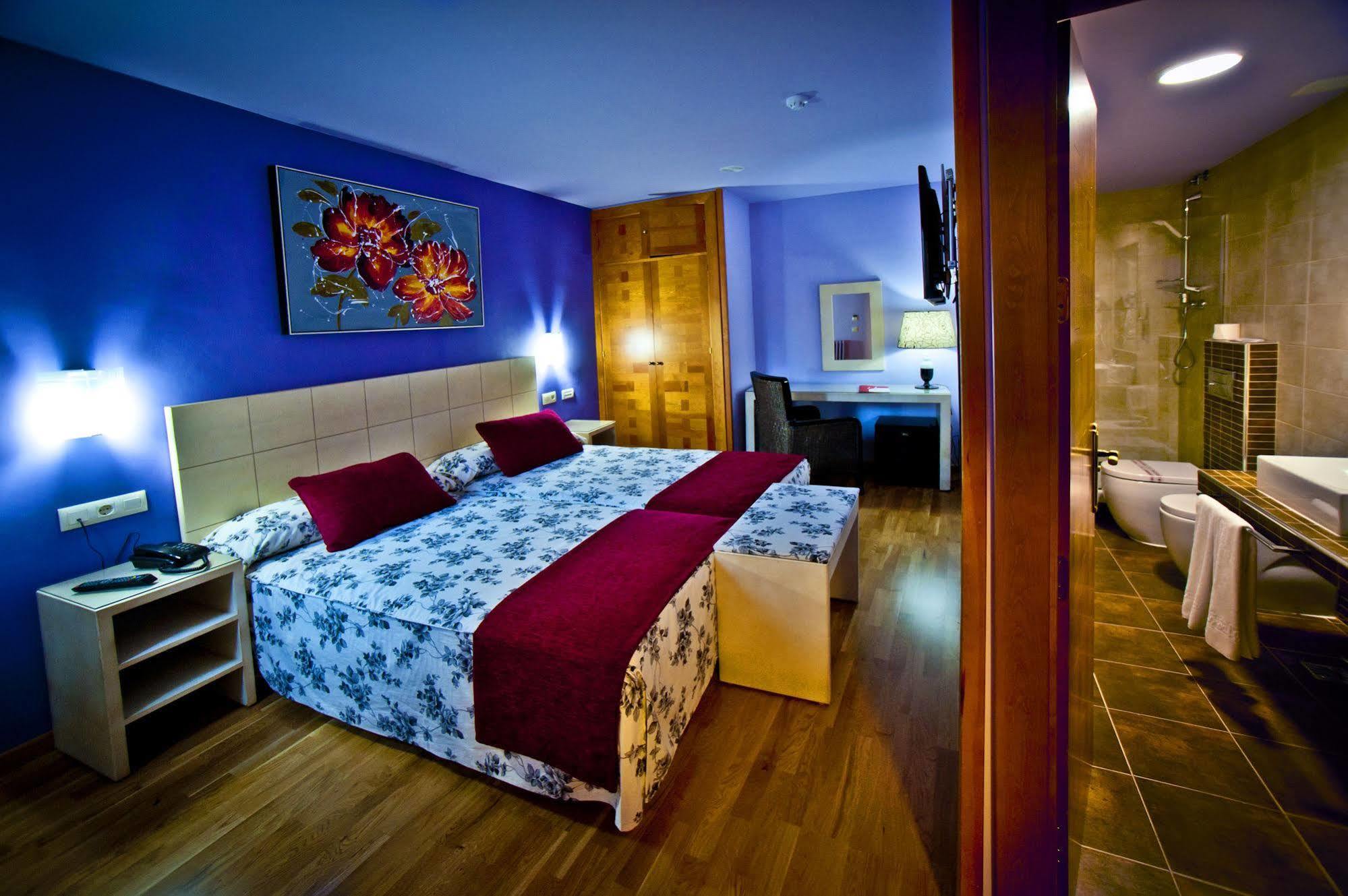 Hotel Condes De Castilla شقوبية المظهر الخارجي الصورة