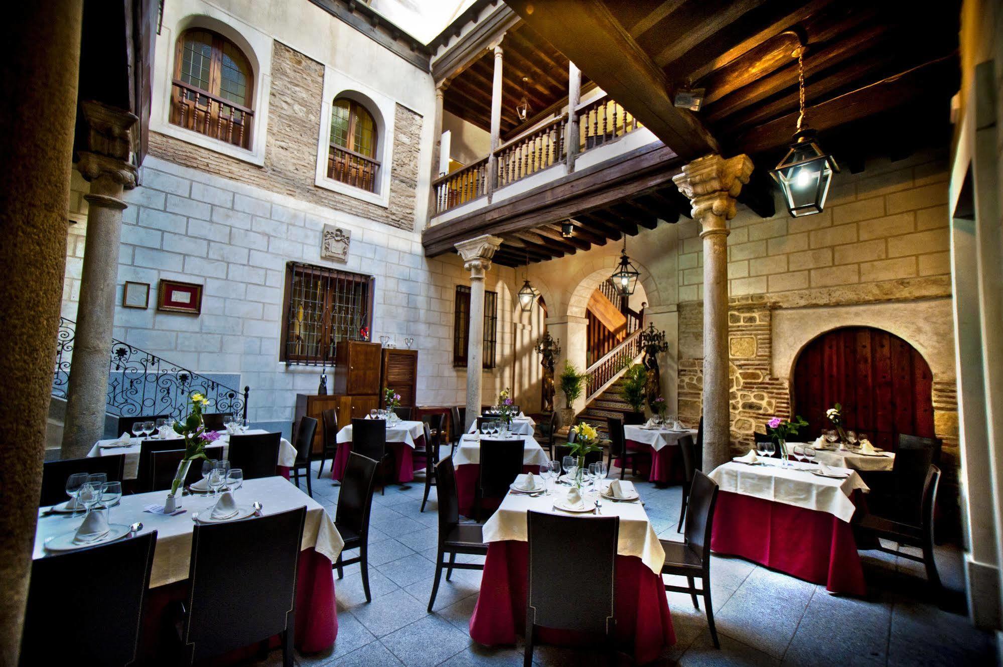 Hotel Condes De Castilla شقوبية المظهر الخارجي الصورة